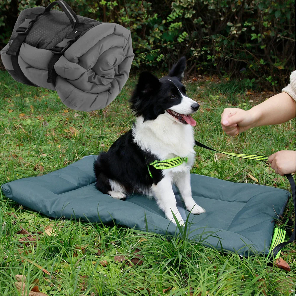 Estera portátil impermeable para cama de perro, almohadilla plegable para mascotas al aire libre con correas de transporte, duradera y lavable para acampar, viajar y patio trasero - imagen 4