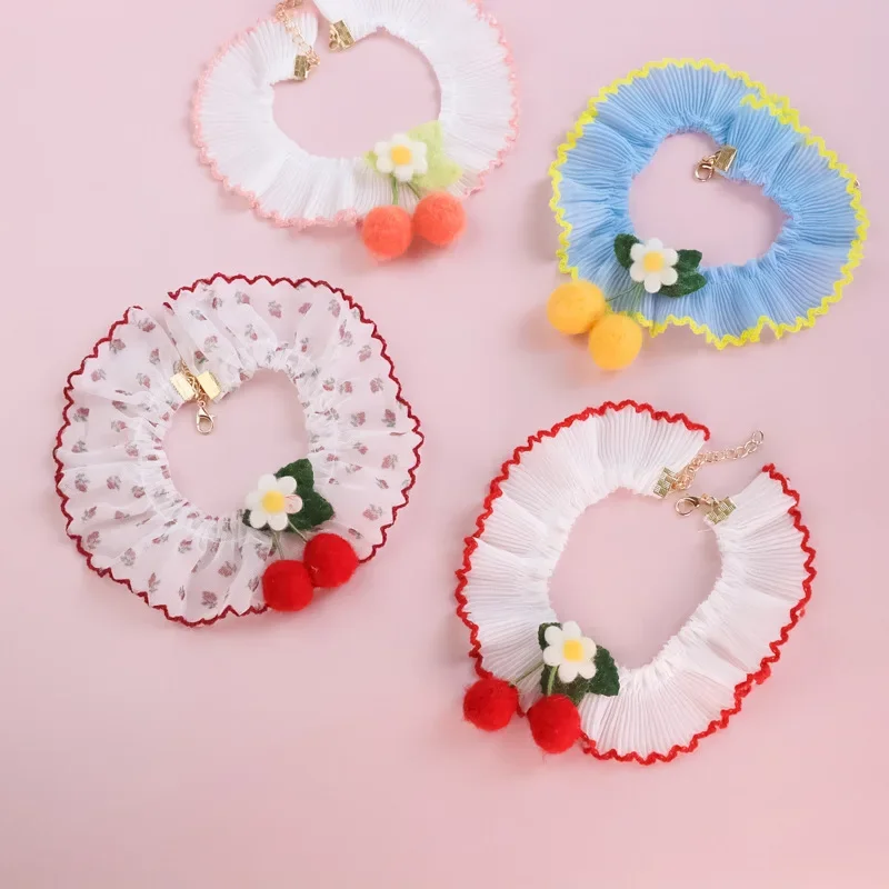 Linda bufanda de encaje de amor, bufanda con lazo para perro, decoración de flores y cerezas, Collar ajustable para mascotas, accesorio de Estilo Princesa para perros pequeños y gatos - imagen 3