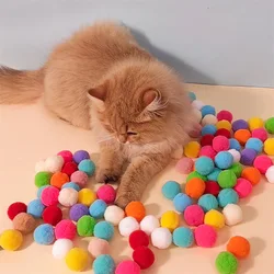 Juguete interactivo para gatos con lanzador de bolas de peluche