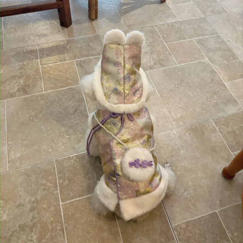 Abrigo bordado con cuello de piel para mascotas, ropa cálida de estilo chino, sombrero de conejo de piel, bolsa de perlas, ropa para mascotas, otoño e invierno - imagen 4