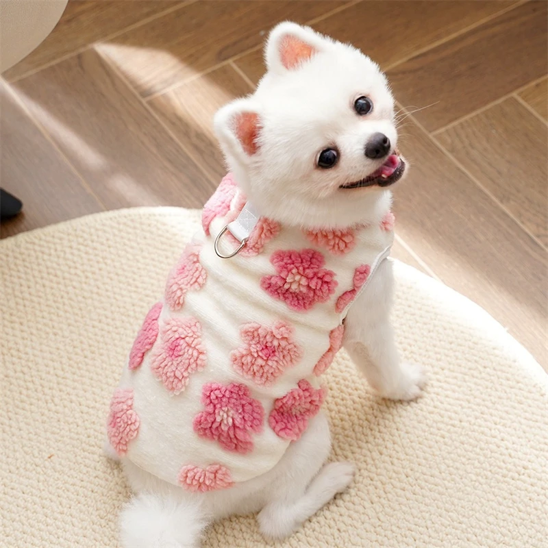 Ropa de terciopelo con flores para gatos y perros - abrigo transpirable - imagen 3