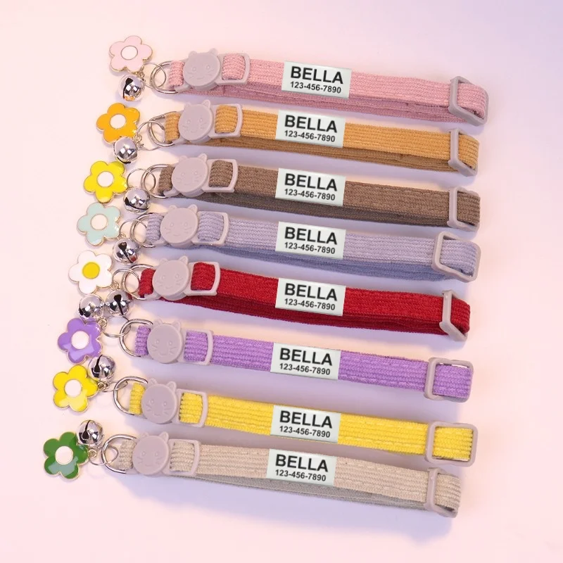 Collar de gato con nombre personalizado, flor de pana separada, identificación personalizada con campana, productos para mascotas, suministros pequeños ajustables para gatitos