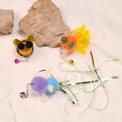 Palo de burla para gatos - juguete interactivo con borlas pez dorado