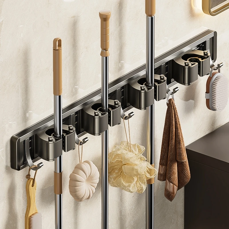 Organizador de fregona y escoba, soporte para fregona, soporte para fregona, soporte para fregona fuerte montado en la pared, auto con 5 ganchos, organizadores para colgar escoba - imagen 5