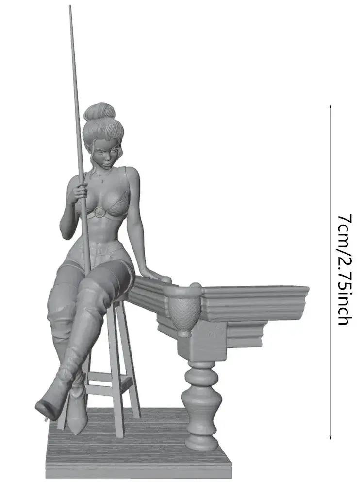 Vista frontal de la figura de resina sin pintar