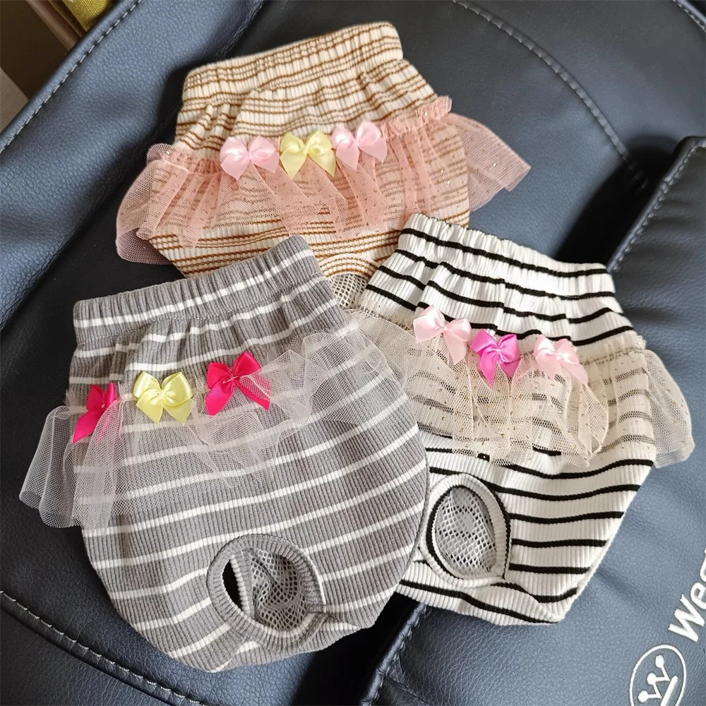 Pantalones cortos pelados para mascotas con almohadillas protectoras de pasta para perros pequeños Chihuahua Yorkshire pantalones de pañales fisiológicos para perros femeninos - imagen 3