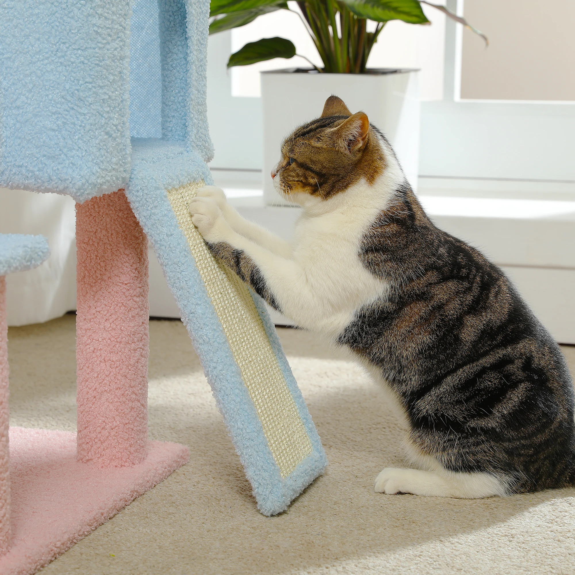 Árbol rascador multinivel para gatos con postes de sisal y juguetes - imagen 5