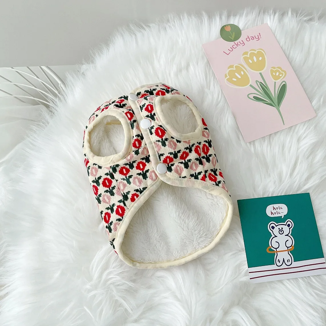 Ropa para mascotas, chaleco de tulipán para perros pequeños, abrigo grueso de lana de cordero para gatos, oso de peluche de dos pies, ropa de otoño e invierno para cachorros - imagen 2