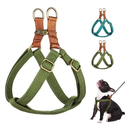 Cómodo arnés chaleco de malla ajustable para pasear perros y gatos