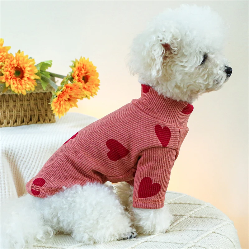 Ropa de cuello alto transpirable para perro, sudadera inferior para gato, encantador estampado de corazón, Chihuahua, York, primavera y otoño - imagen 3
