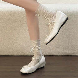 Zapatos Mary Jane para Chihuahua mini con lazo mariposa y elevación