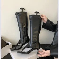 Botas para perros plateadas con clip y puntera abierta
