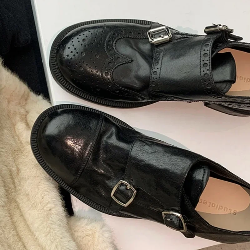 Zapatos sin cordones para mujer, zapatos planos de moda de ocio, informales, de cuero, con hebilla de Metal, cómodos, nuevo estilo, 2025 - imagen 5