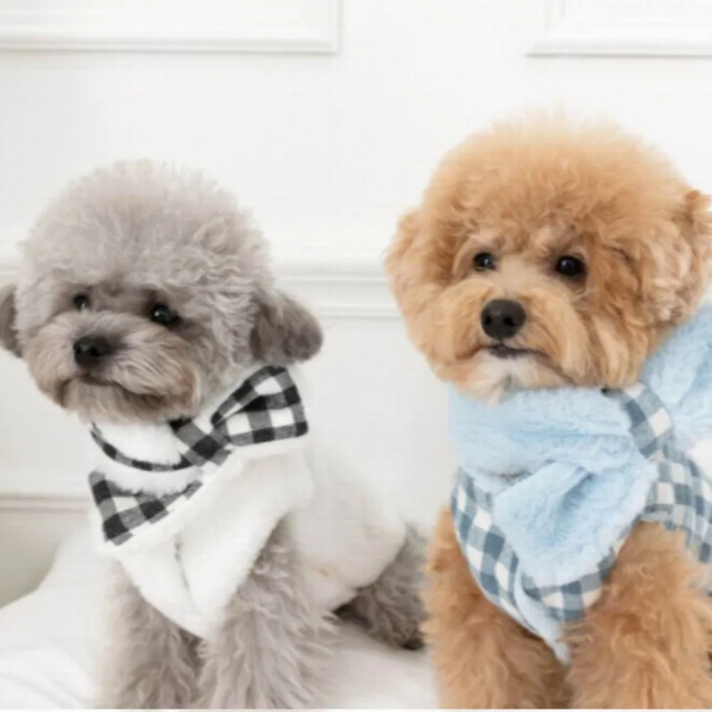 Abrigo a cuadros de felpa para otoño e invierno para mascotas, bufanda bonita de doble cara a juego, conjunto bonito de ropa para perros pequeños - imagen 5