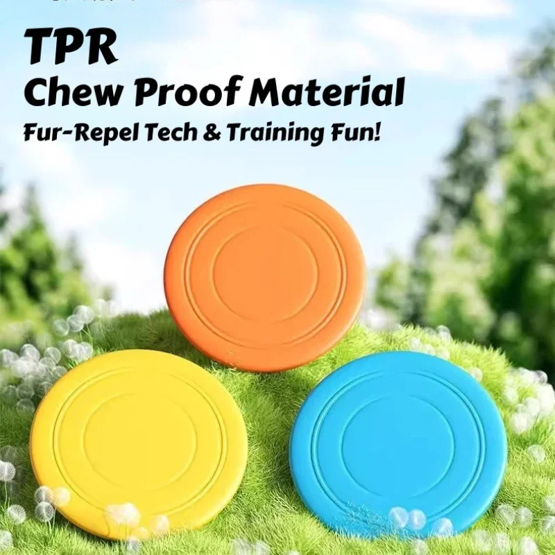 Disco flotante UltraBite Flying Spin, resistente a desgarros y suave, agarre Dental flexible, juguete interactivo para perros para buscar en el patio trasero y agilidad - imagen 2