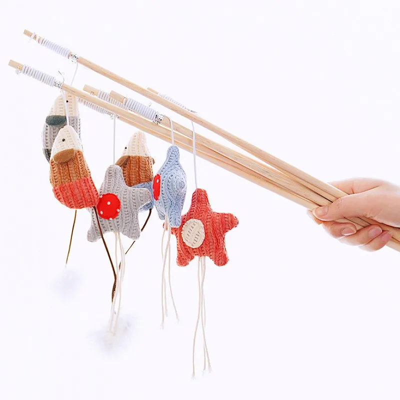 Varita de juego con plumas y ratón para gatos – Resistente