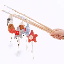 Varita de juego con plumas y ratón para gatos – Resistente