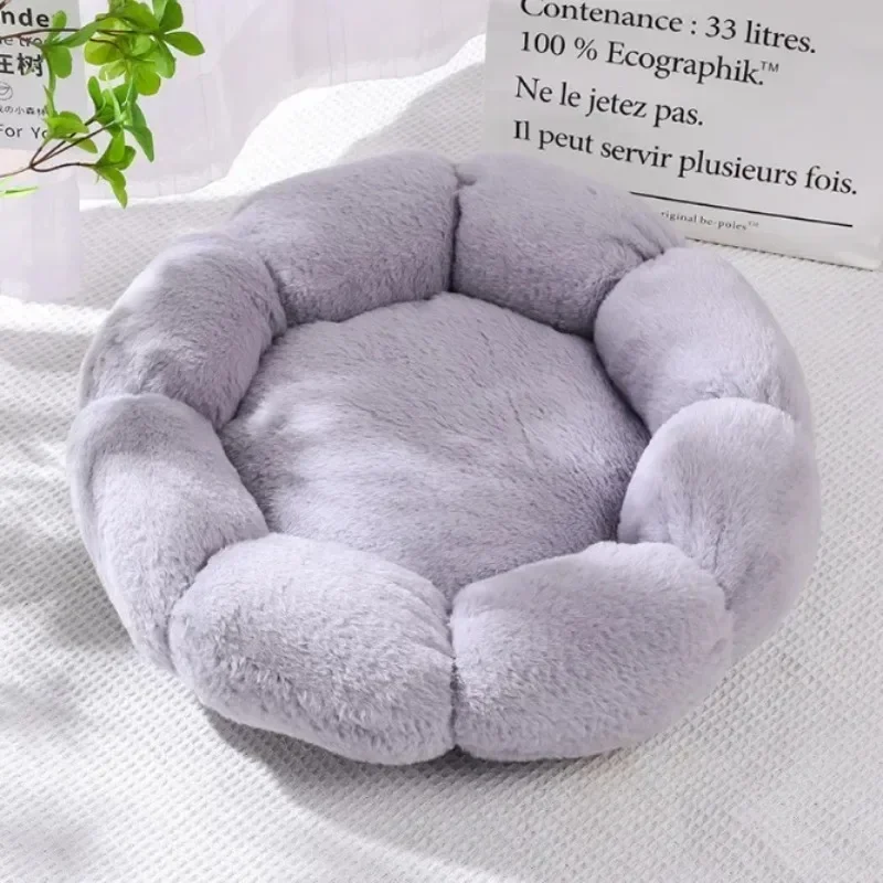 Cómoda cama para mascotas para dormir, única en forma de flor para uso interior y exterior, colchoneta para perros, camas para perros grandes, adecuada para el invierno - imagen 2