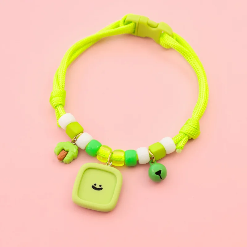 Collar de punto suave para mascotas con campana y colgantes, Collar ajustable para perros y gatos, Collar reutilizable para mascotas, suministros para mascotas - imagen 3