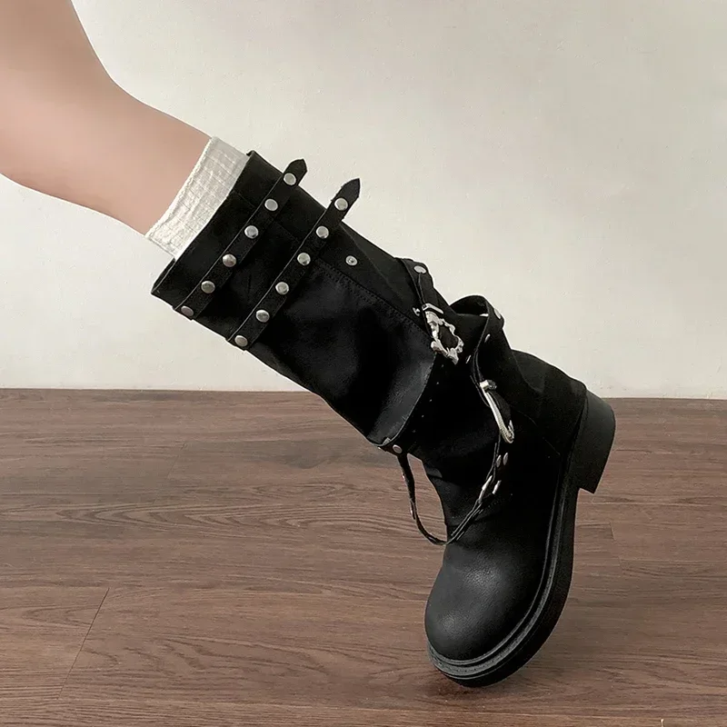 Botas altas con remaches de diseñador para mujer, zapatos de estilo Punk a la moda, botines largos de caballero de tacón grueso para otoño e invierno - imagen 2