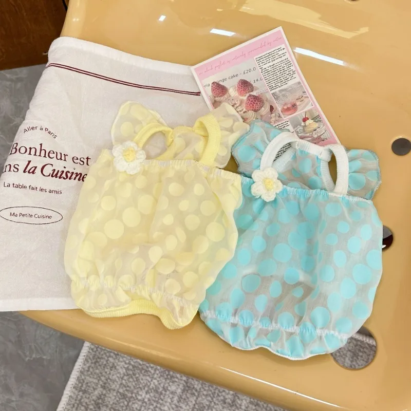 Vestido de verano con flores para mascotas, vestido de malla transparente con lunares para gatos, chaleco plisado con tirantes para el hombro, ropa para perros de peluche para perros pequeños