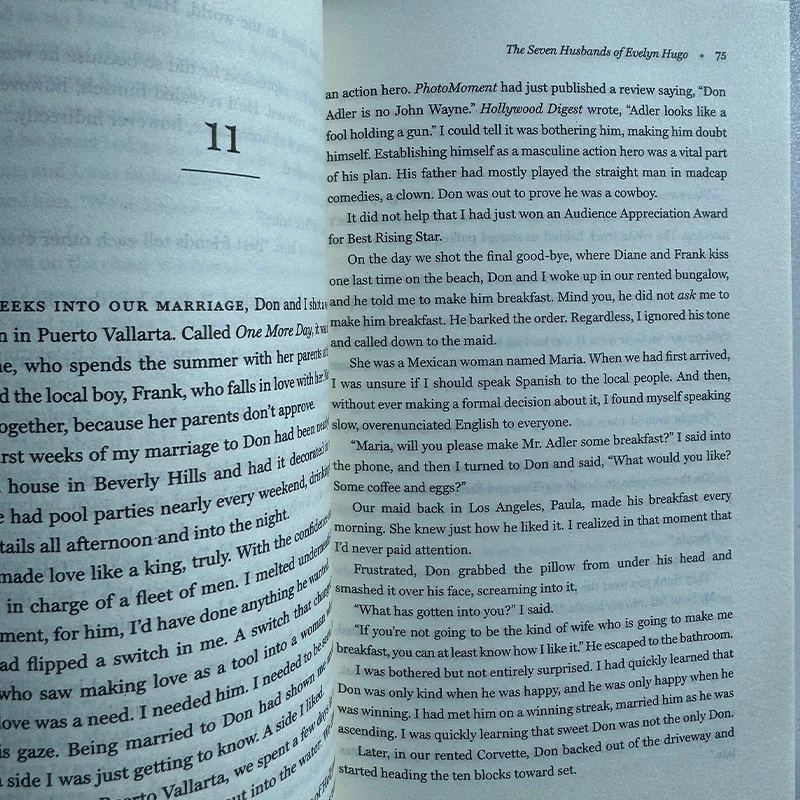 Los siete maridos de Evelyn Hugo Story Novel en libro en inglés - imagen 5