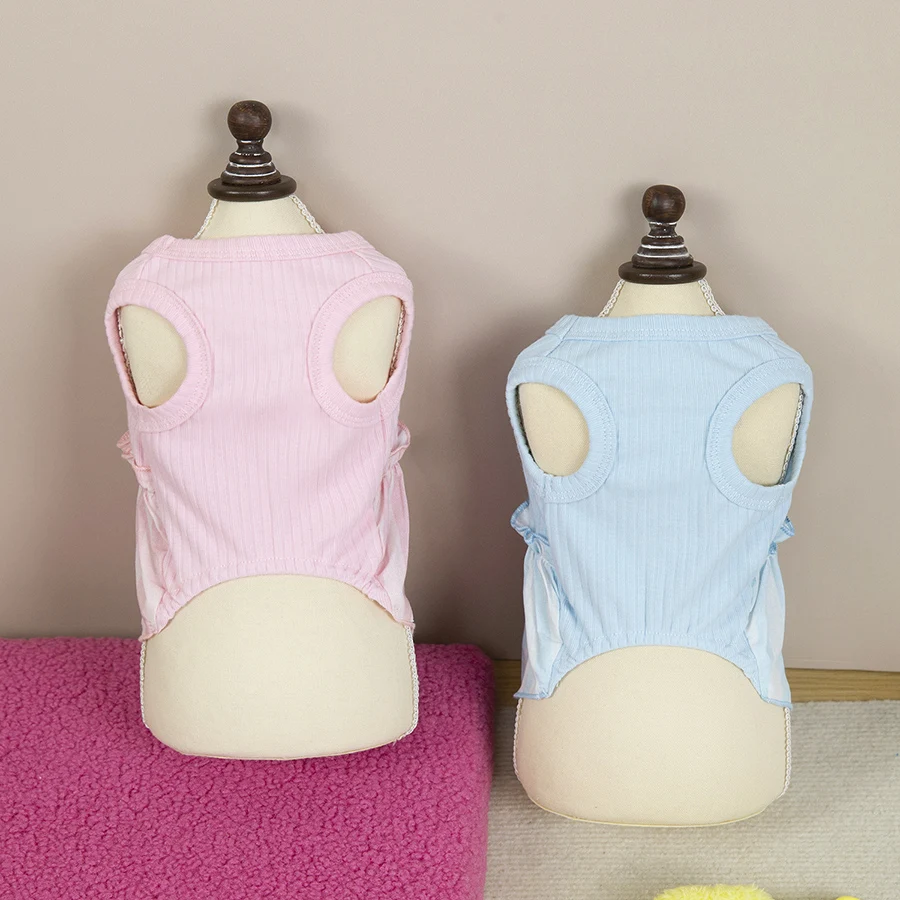 Lindo vestido de verano para cachorros, falda a rayas rosa y azul con lazo estampado, traje transpirable para perros y niñas con hebilla en D para paseos al aire libre - imagen 4