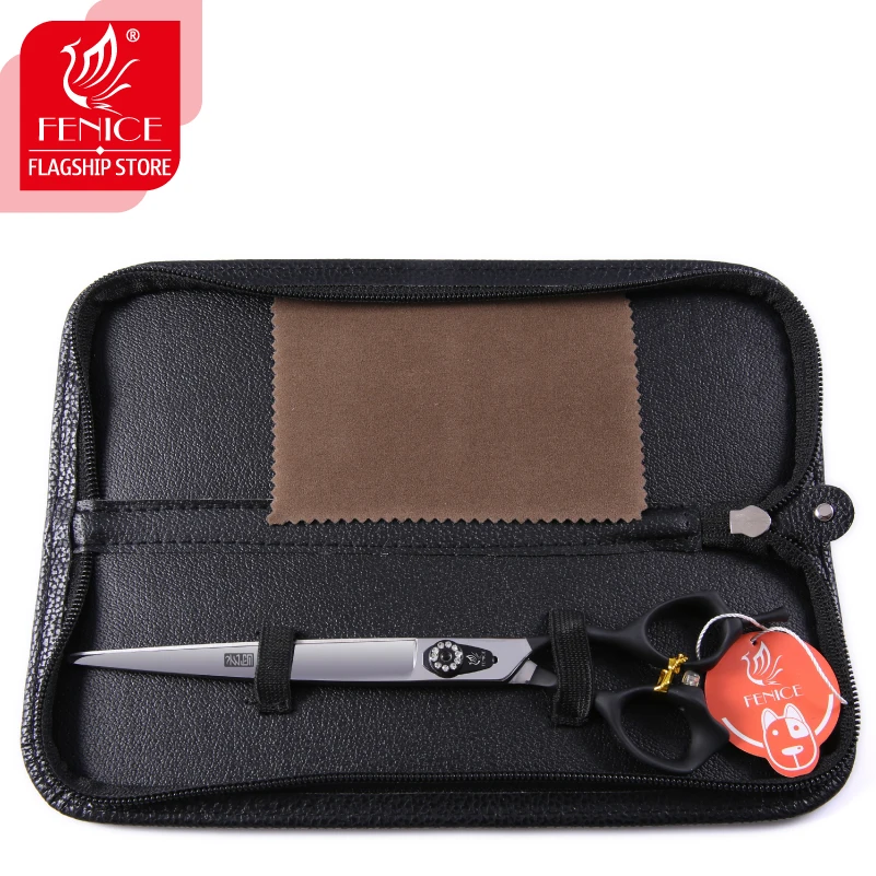 Sistema de cierre y almacenamiento de las tijeras