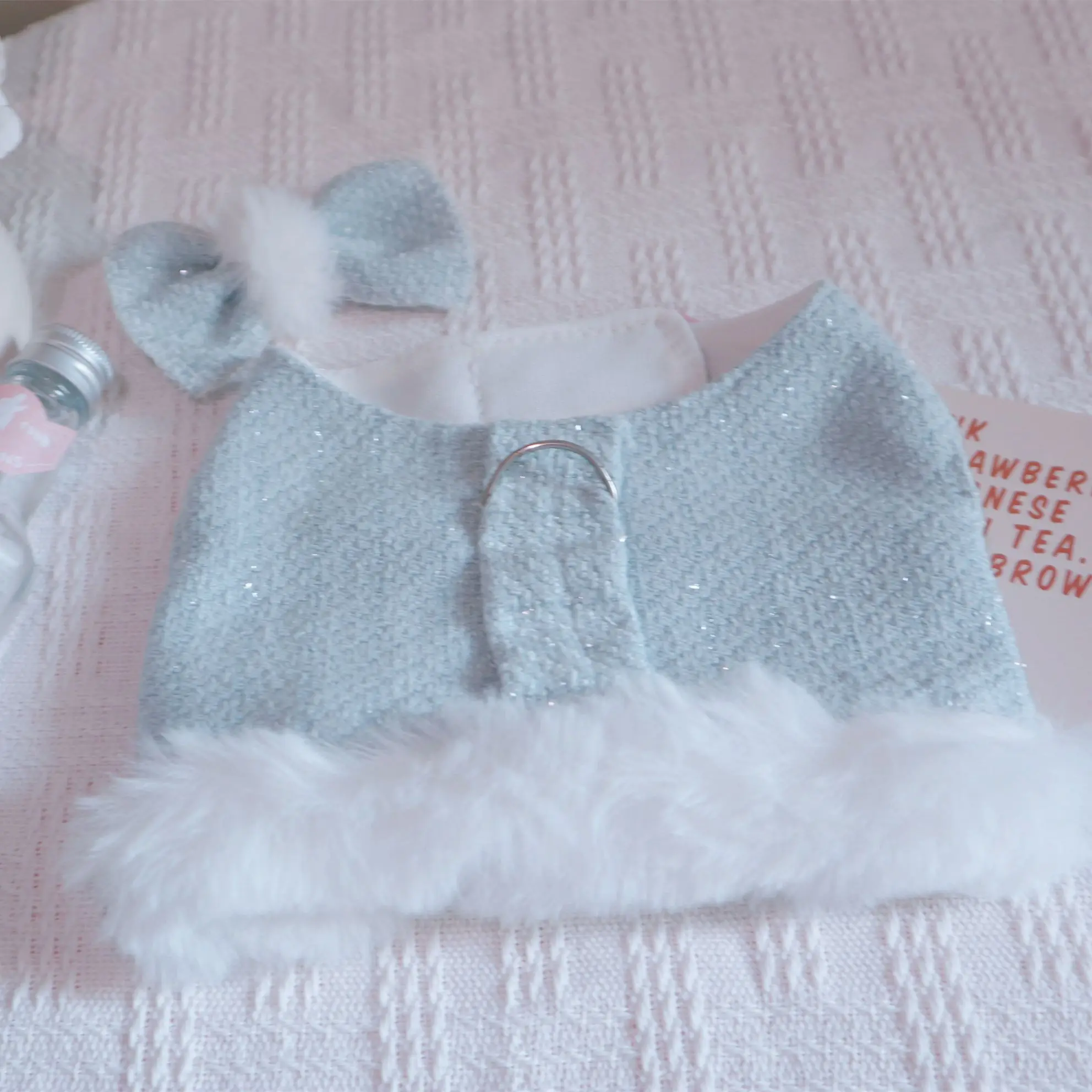 Chaleco de tracción con lazo de felpa para perro, ropa bonita, correa de pecho de lana, correa de borde de piel, Noblewoman blanco, Otoño e Invierno - imagen 4