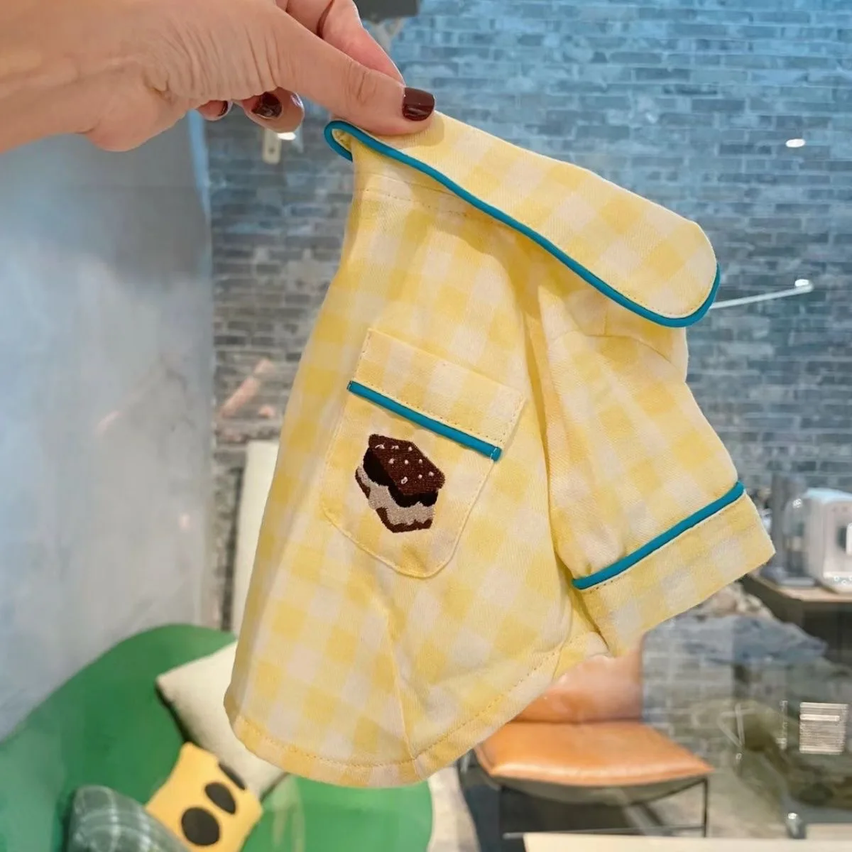 Ropa de dormir cómoda a cuadros para el hogar, chaleco protector solar de primavera, camiseta de peluche Yorkshire, ropa para cachorros, primavera/verano - imagen 3