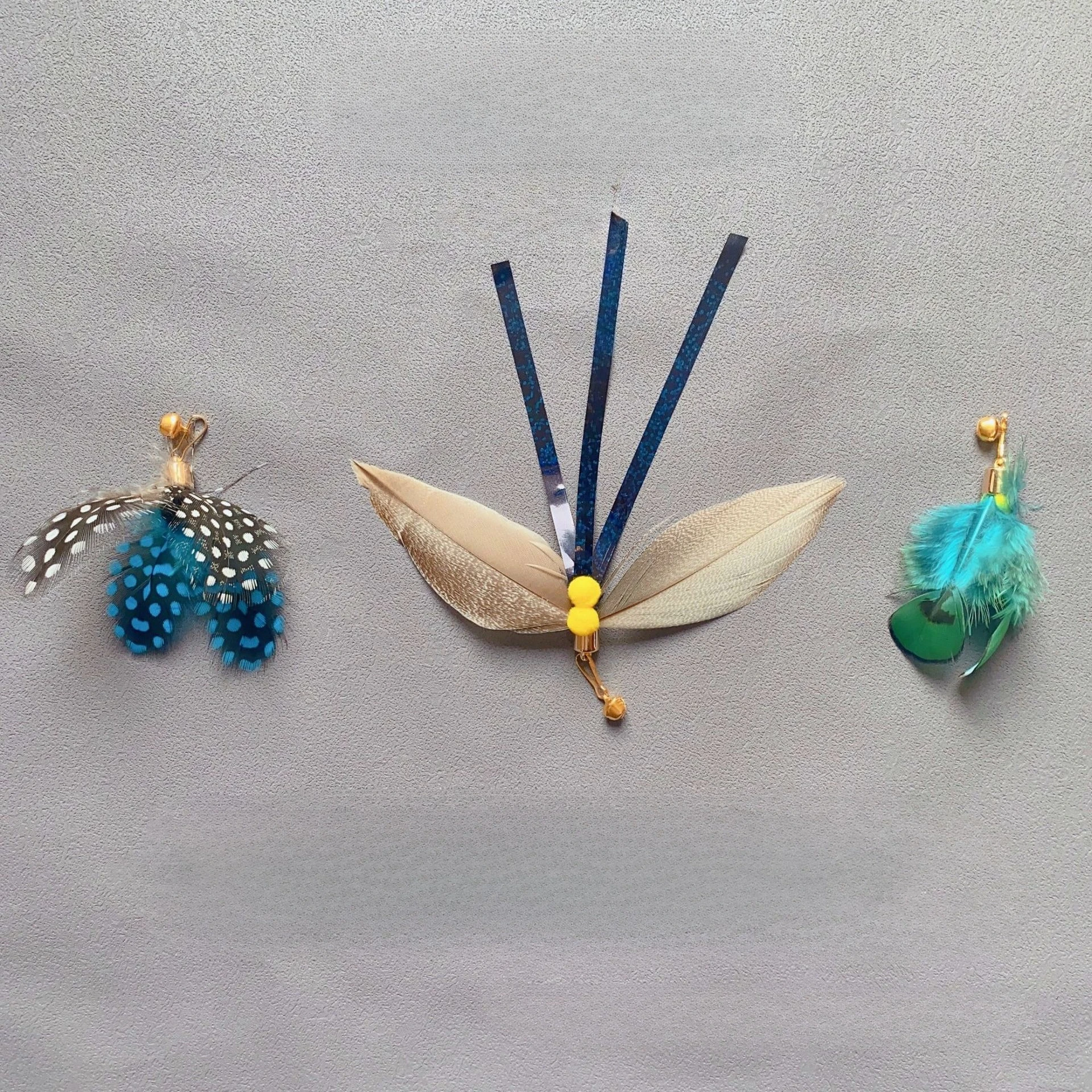 2 pçs/3 pçs mix simulado inseto acessórios gato teaser vara pena substituição cabeça interativa gatinho brinquedo para animais de estimação - imagen 4