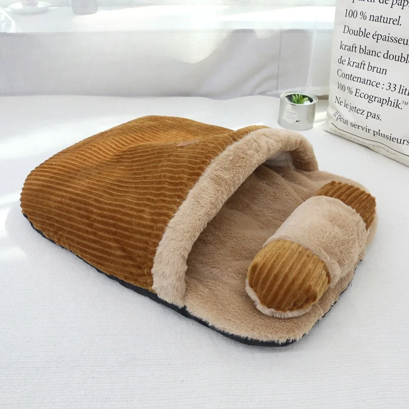 Cama para gatos, saco de dormir para mascotas medio cerrado, extraíble, cálido, para invierno, cama para perros, cojín nido para gatos con almohada - imagen 5