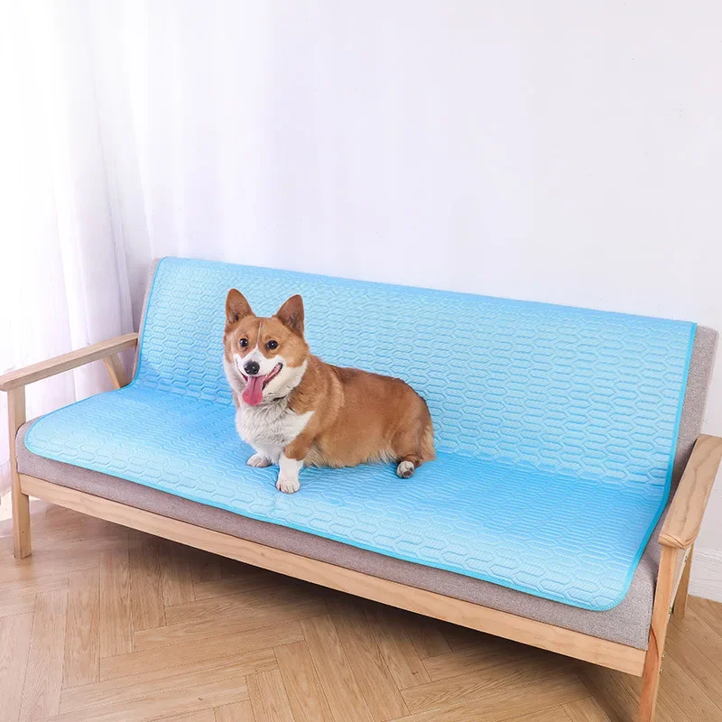 Cojín antideslizante para nido de gato para dormir, estera refrescante suave de seda helada para perros, cama para perros pequeños, almohadilla para perrera para gatos en verano - imagen 4