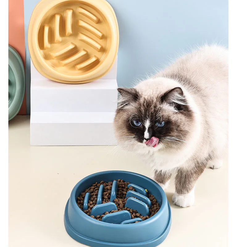 Alimentador lento de plástico para perros y gatos, rompecabezas antiasfixia, cuenco de comida, platos antiansiedad para perros pequeños, platos de comida para cachorros, dispensador lento - imagen 3