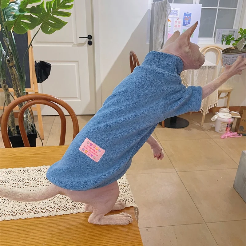 Abrigo polar para gato Sphynx en invierno, sudadera de dos patas para gatitos, pijama suave y dulce para gato sin pelo, suéter Devon Rex - imagen 4