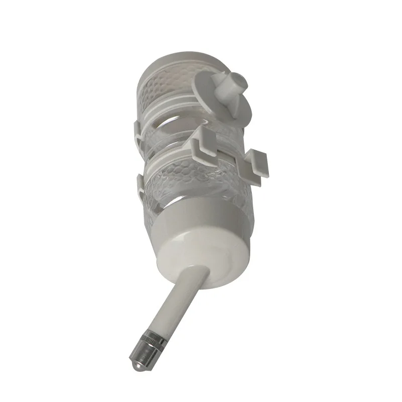 Bebedero de plástico para perros, dispensador de botellas de agua de 500ml, alimentador colgante para cachorros y mascotas, tipo bola - imagen 4