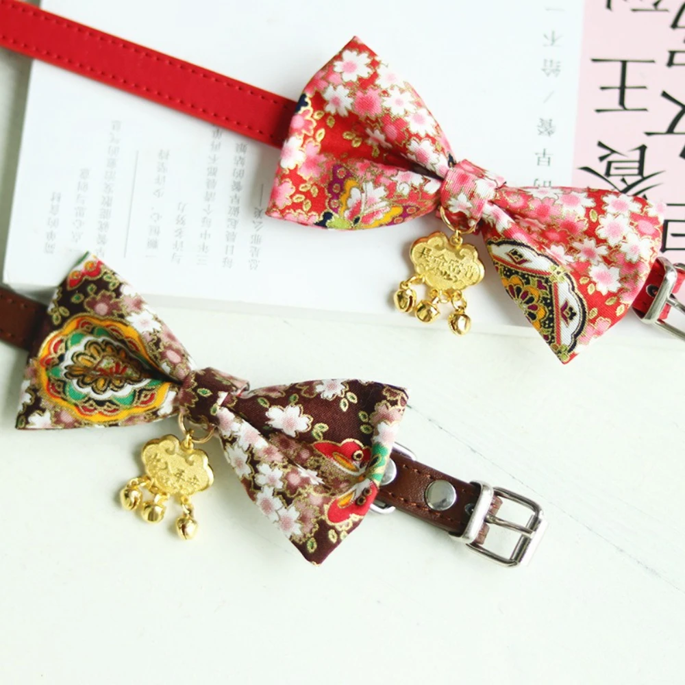 Collar ajustable para gatos y perros con lazo decorativo - imagen 3