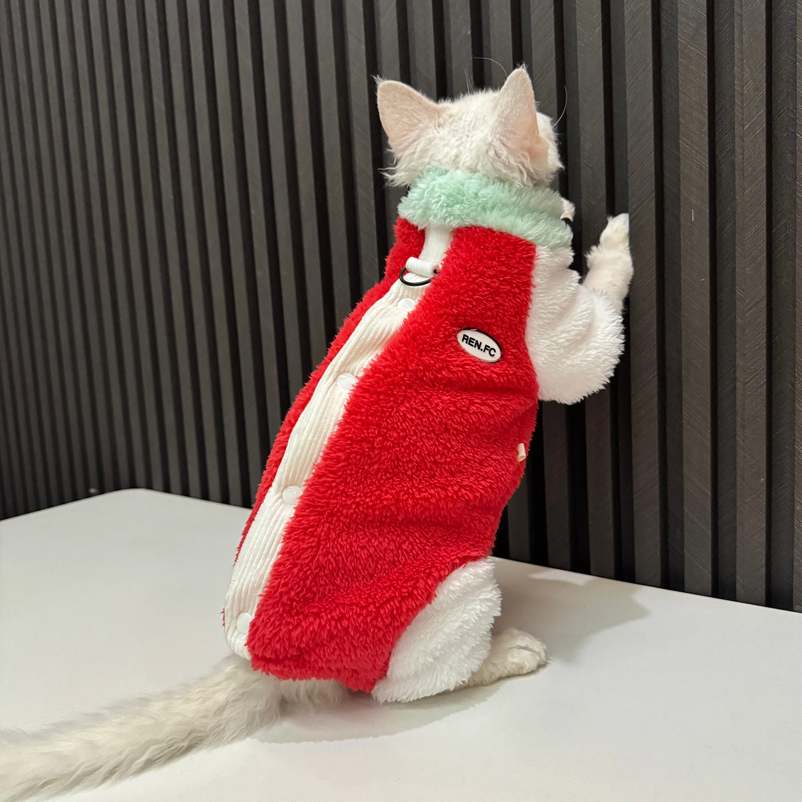 Suéter rojo de lujo para gato Sphynx, forro polar de cordero cálido, abrigo grueso de manga larga para Devon Rex, pijamas suaves y cálidos para gatos