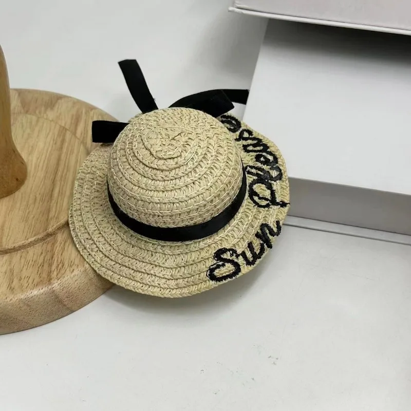 Sombreros de verano para mascotas, gorros artísticos de paja con protección solar, productos de sombrero de viaje con lazo, accesorios de decoración en miniatura creativos, gorros para perros y gatos