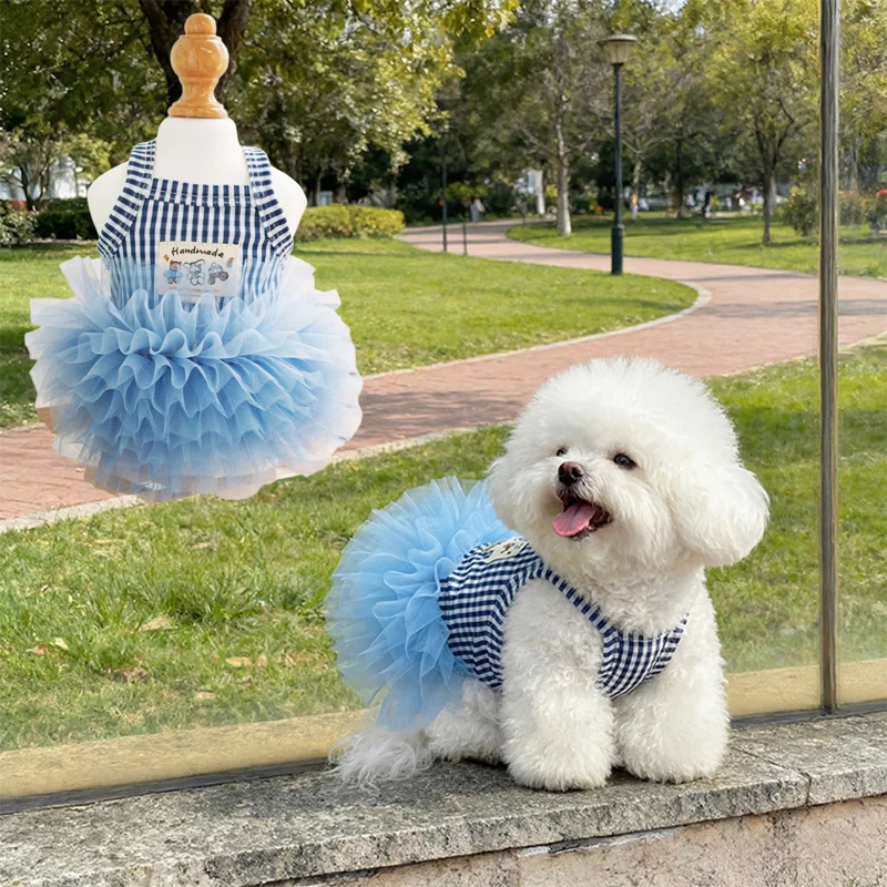 Vestido tutú azul a rayas para perros y gatos – tul transpirable - imagen 2