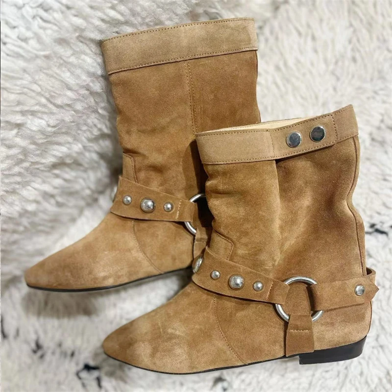 Otoño Invierno botas occidentales marrones De Mujer moda cinturón De Metal remache hebilla Zapatos planos casuales botines De Mujer - imagen 2