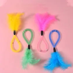 Vara de plumas con campana para gatos – Juguete interactivo