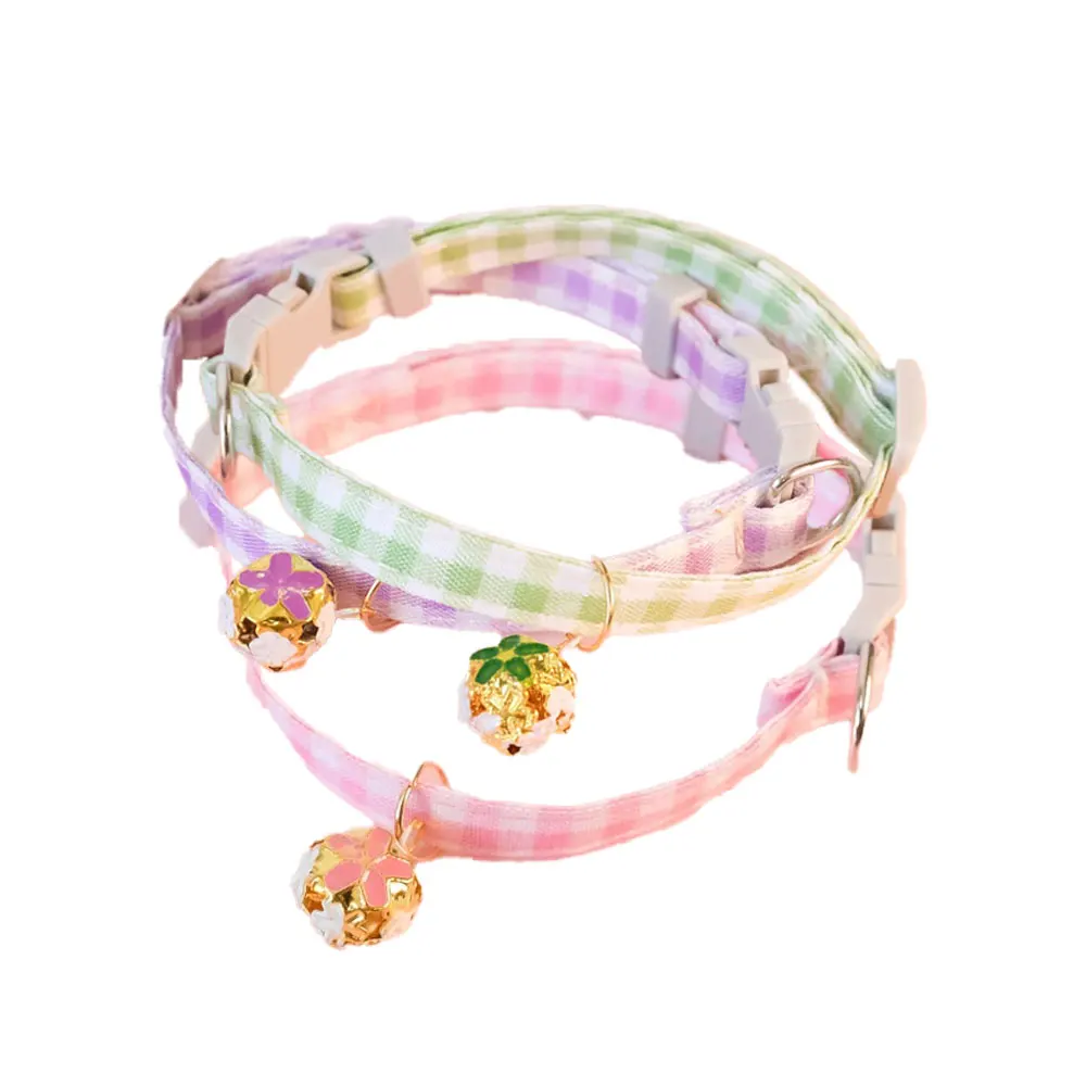 Collar de gato a cuadros con campana, Collar de seguridad ajustable para cachorros, gatitos, gatos, Collar de seguridad para gatos, suministros para mascotas al por mayor
