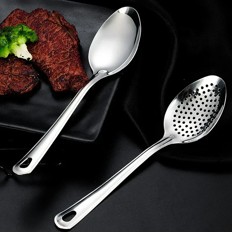 Cuchara coladora grande de acero inoxidable, cuchara de fundición de cocina, coladores de filtro, cuchara de ensalada, Skimmer perforado, Gadgets de cocina - imagen 2