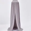 Gris oscuro