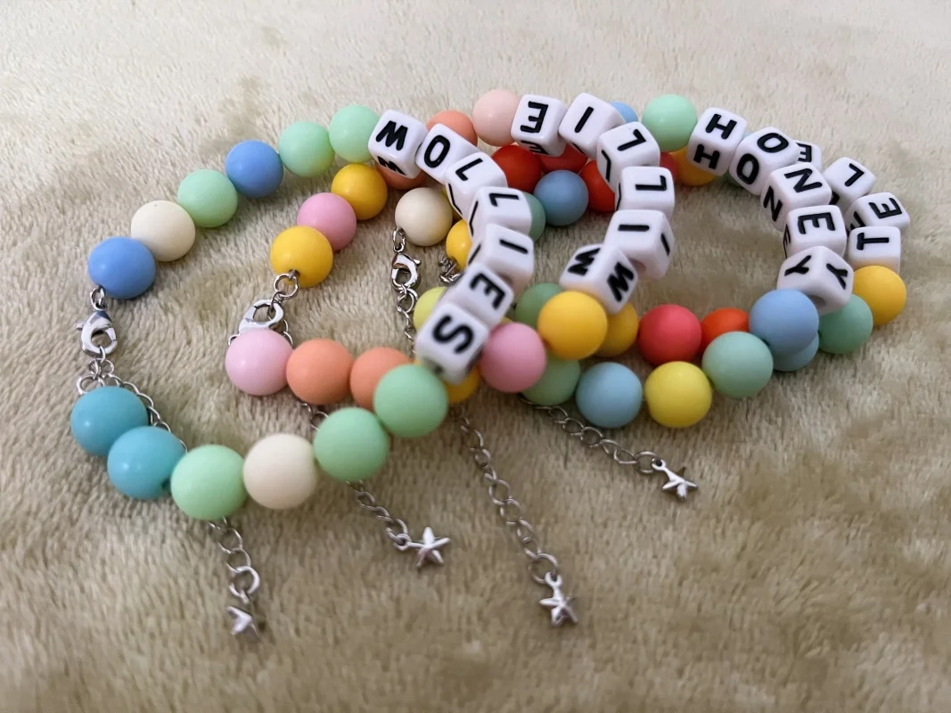 Collar con nombre de cuentas para mascotas con conjunto de pulsera de la amistad, pulsera personalizada de celebridades, Collar con nombre de perro personalizado, Collar con cuentas de perlas para perros - imagen 3