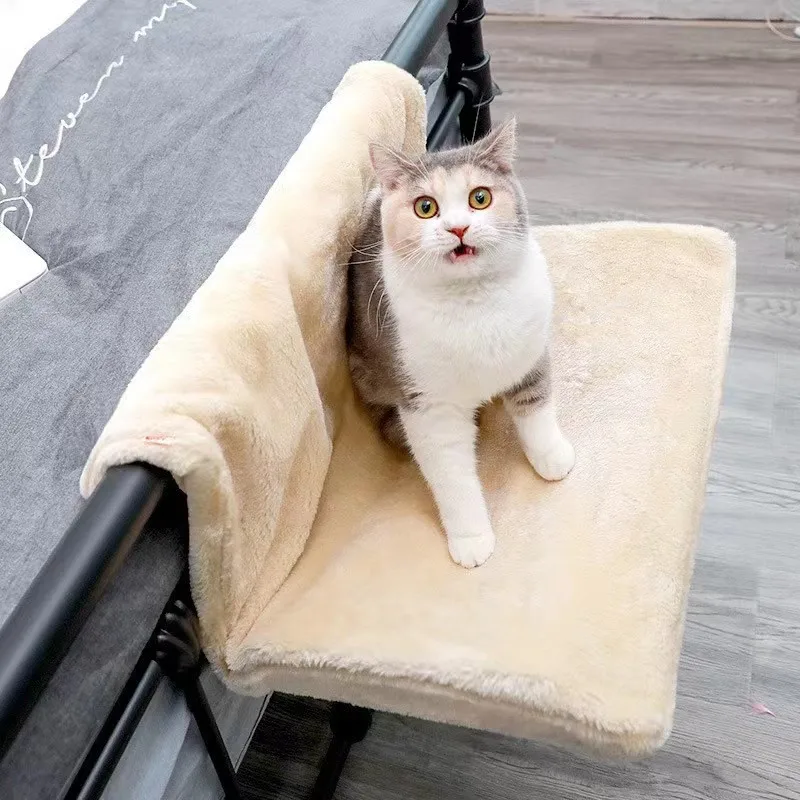 Hamaca colgante para gatos con túnel de felpa – Marco de hierro - imagen 4