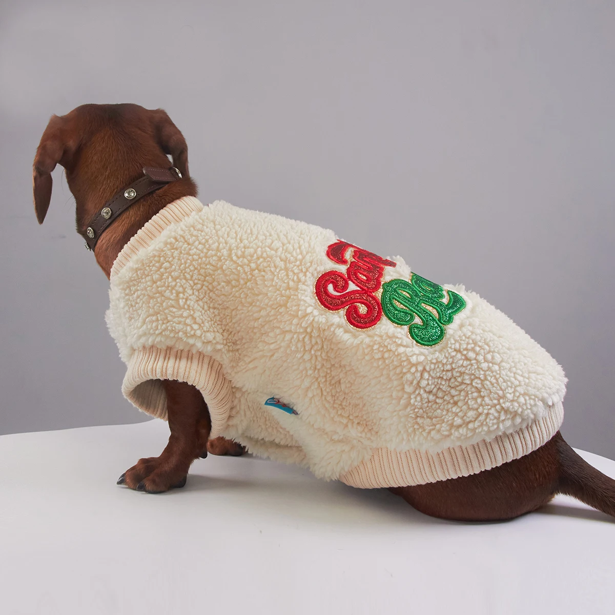 Chaqueta de sudadera de lana para perros Wiener, chaleco blanco cálido de invierno de manga corta para perros de tejón Dachshund en clima frío - imagen 3