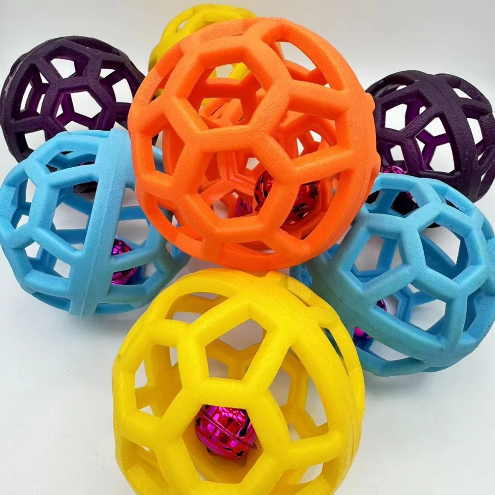 Juguete para masticar de goma Natural para perros, pelota de seguridad geométrica con campana, pelota interactiva para mascotas, entrenamiento para cachorros, bolas para limpiar los dientes - imagen 2