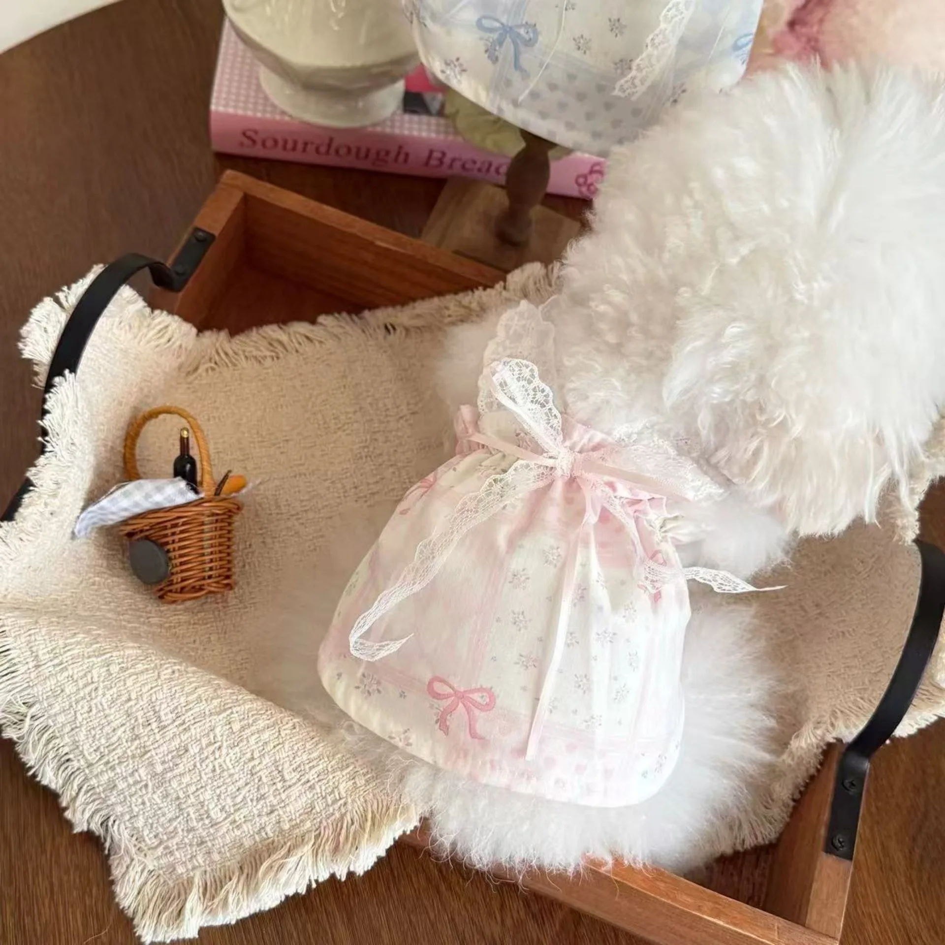 Falda de primavera y otoño para mascotas, perro, princesa, lazo de viento, corazón trasero, peluche para perros pequeños, decoración dulce, ropa para cachorros pequeños - imagen 2